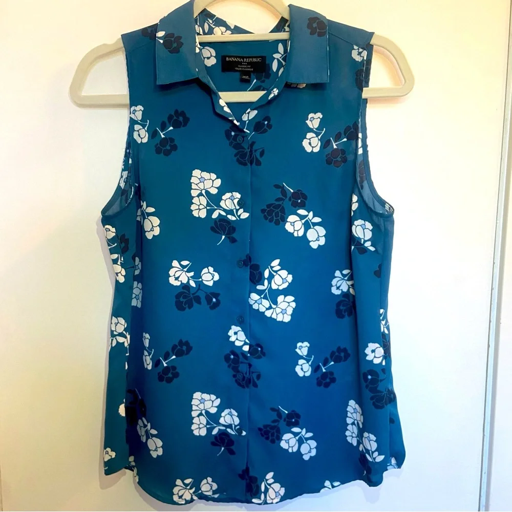 Banana Republic sleeveless blouse - Picture 1 of 6